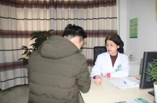 秋衣挡得住白斑挡不住发展,秋季治白几点要注意